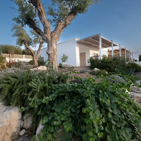 Villa Baia Delle Agavi *